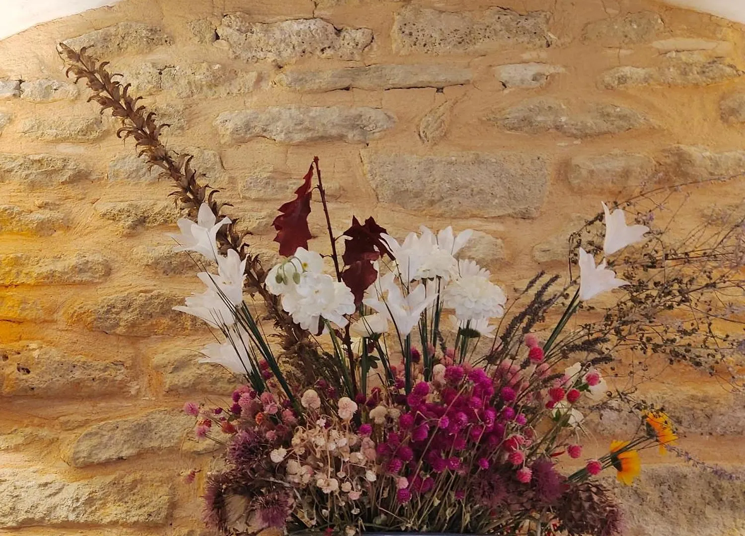 Rue Du Chateau A Cabrieres D'Avignon Bed & Breakfast  Cabrieres-d'Avignon