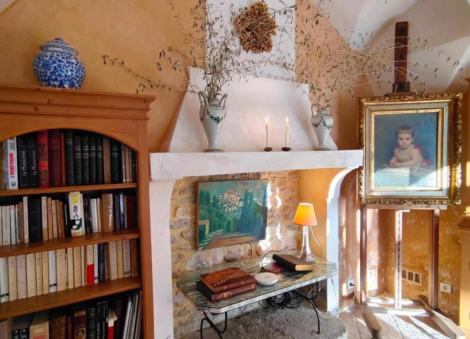 Rue Du Chateau A Cabrieres D'Avignon Bed & Breakfast 0*, Cabrieres-d'Avignon