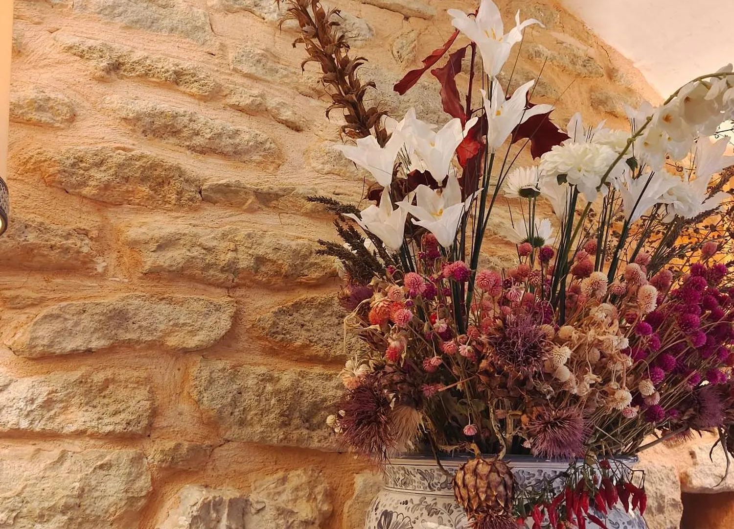 Rue Du Chateau A Cabrieres D'Avignon Bed & Breakfast