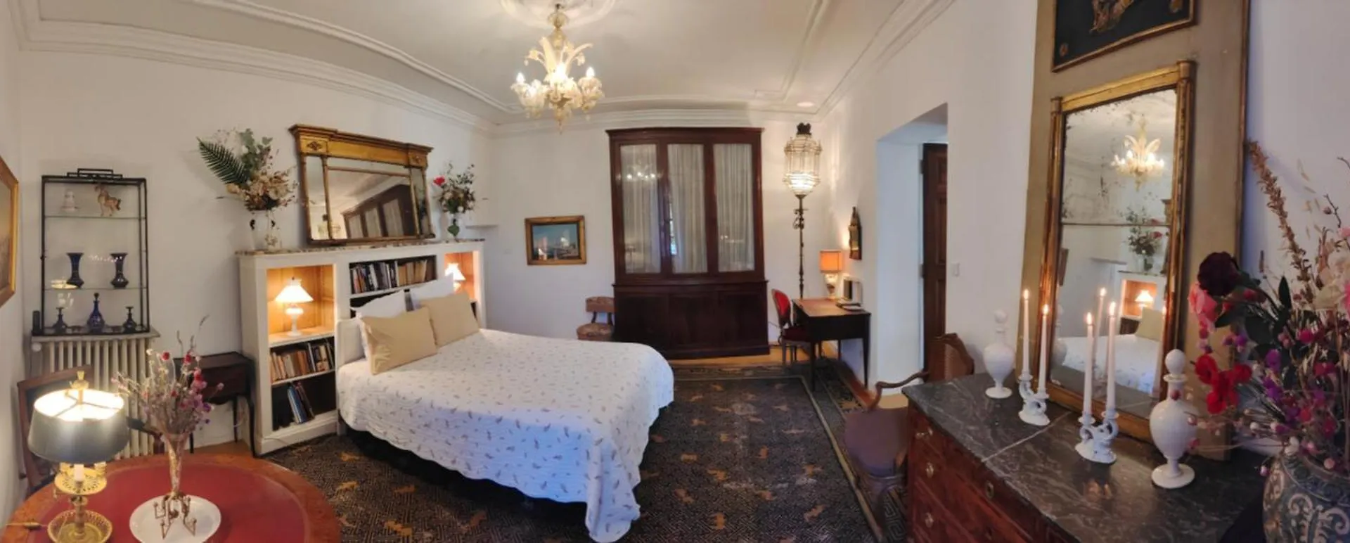 Rue Du Chateau A Cabrieres D'Avignon Bed & Breakfast 0*, Cabrieres-d'Avignon