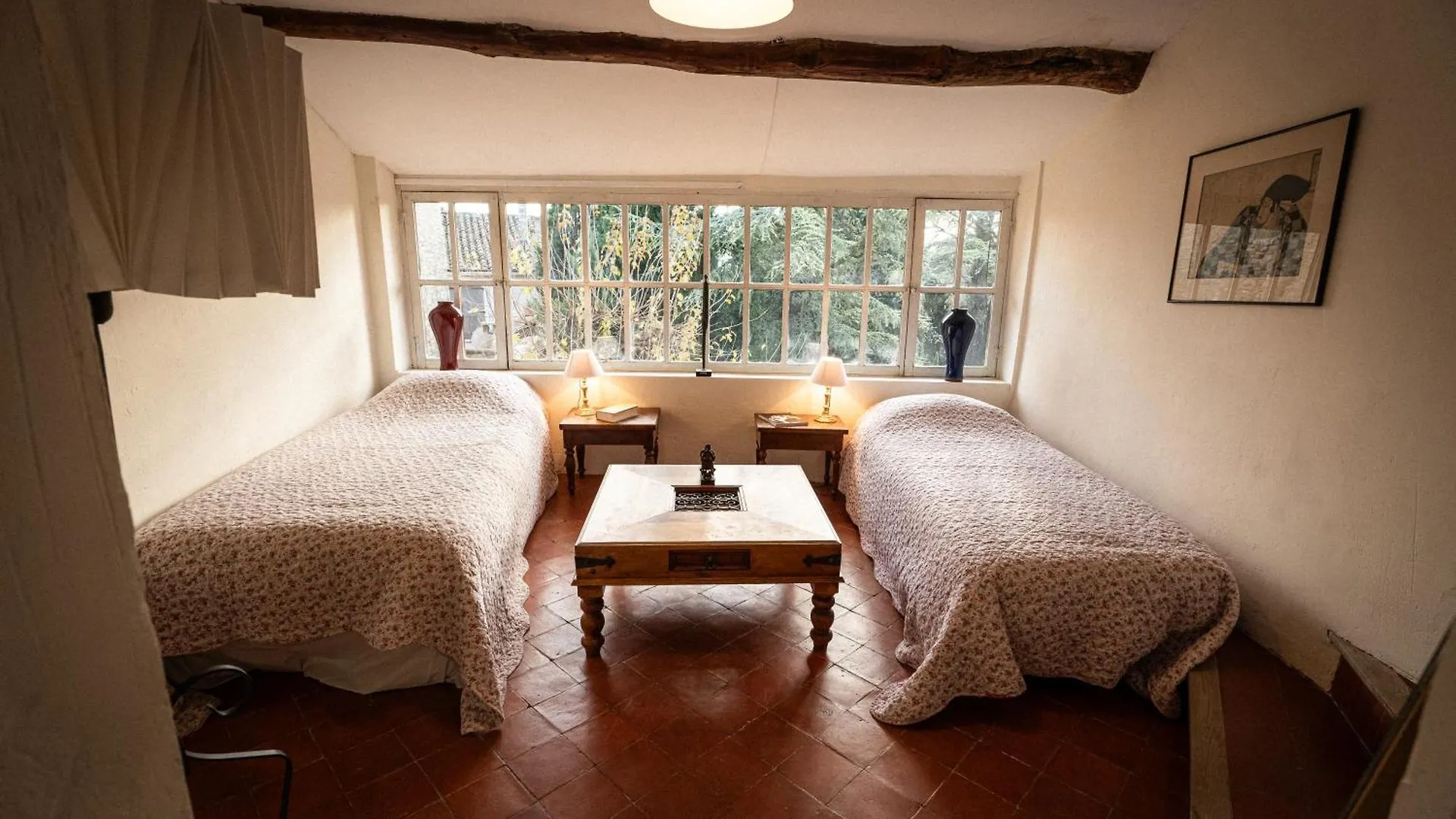 Rue Du Chateau A Cabrieres D'Avignon Bed & Breakfast  Cabrieres-d'Avignon